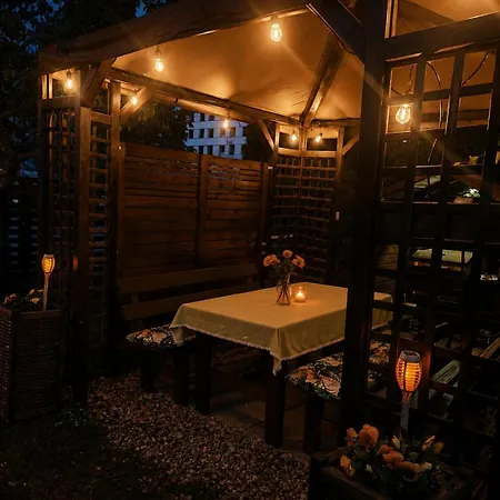 Mieszkanie Na Wylacznosc Do 10 Osob Ogrod & Grill Apartment *